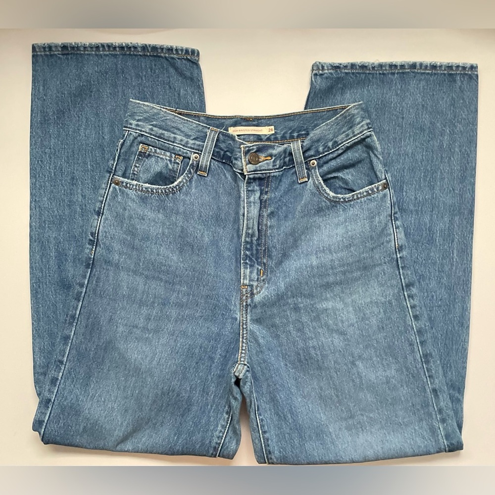 Levi’s High Waisted Straight Jean for Womens
